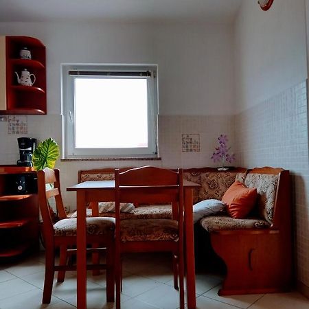 Apartmani Nikolina Razanac Exterior photo